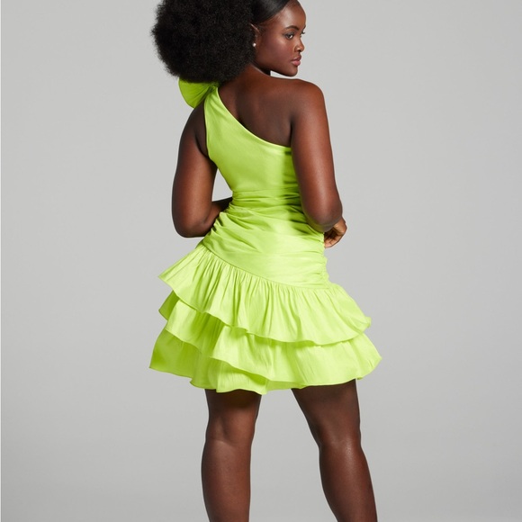 NWT Lord & Taylor Gabrielle Union Asymmetric Bare Shoulder Rosette Dress… - Picture 3 of 6